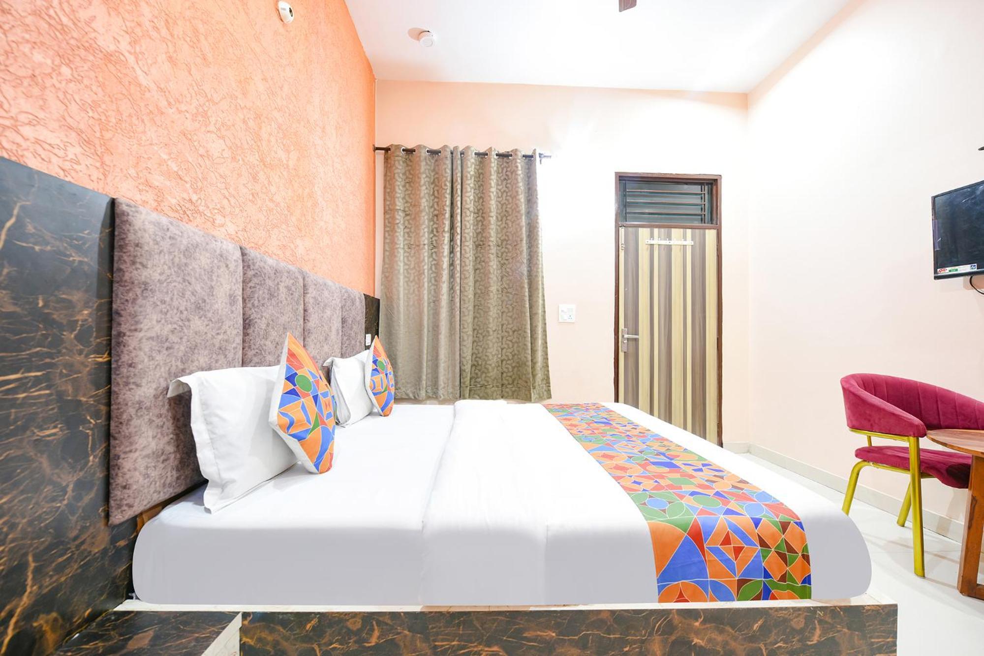 Fabexpress Galaxy Hotel Nayagaon Kültér fotó